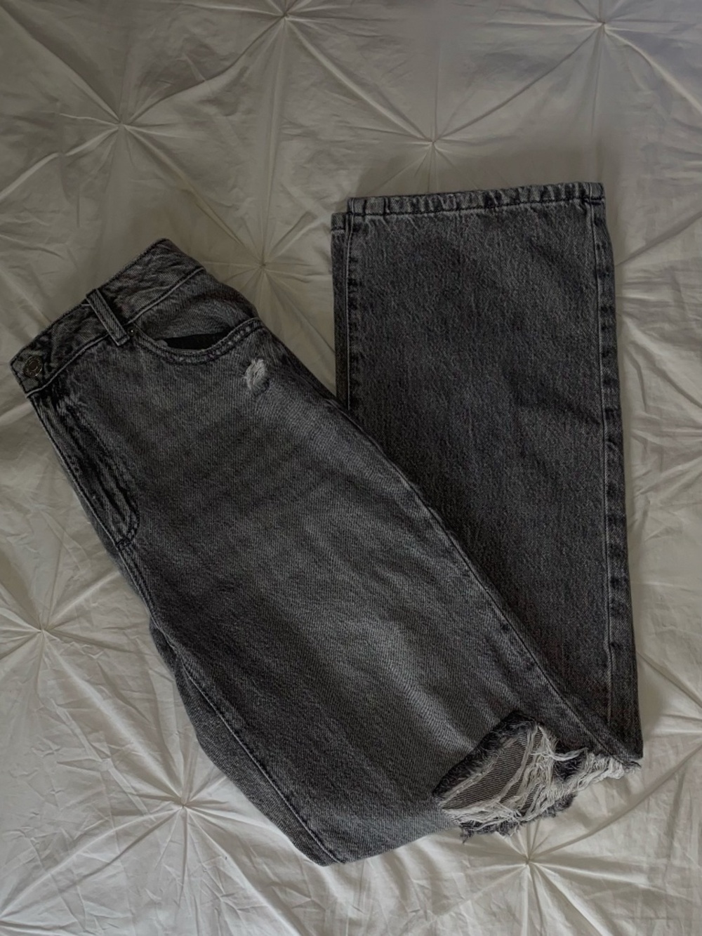 Garage 90s Straight Ripped Jeans